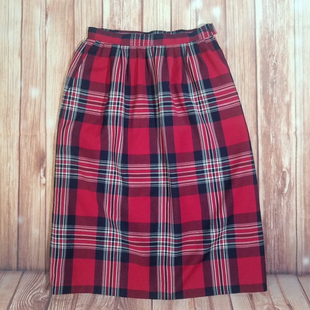 Vintage Pendleton Red/Blue Plaid 100% Virgin Wool Pockets High Waist